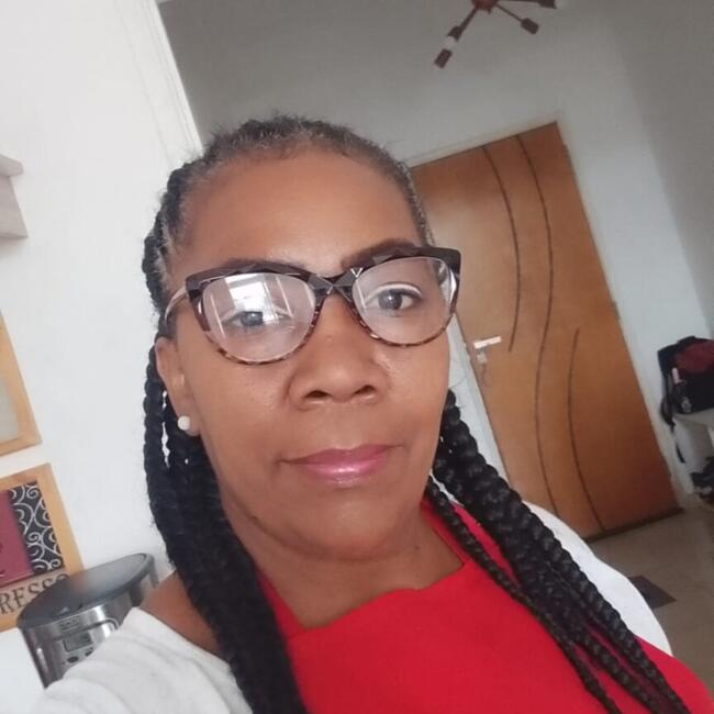 Babá em Rio de Janeiro: Regina