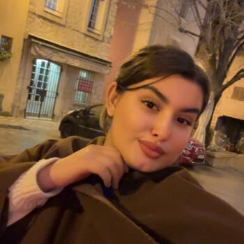 Babysitter in Vence: Sinda