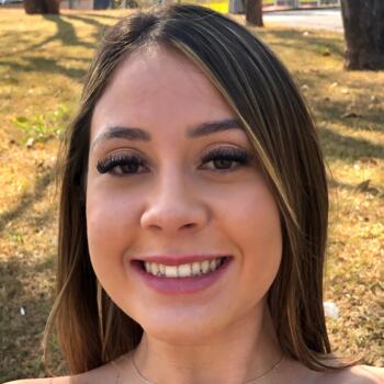 Babysitter in Jaguariúna: Júlia