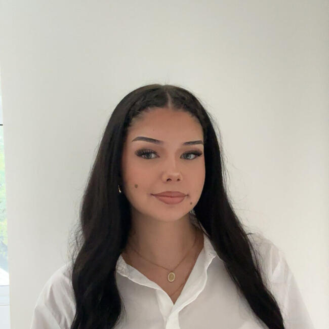 Babysitter in Vignoc: Carla