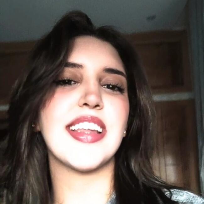 Babysitter in Fes: Aya