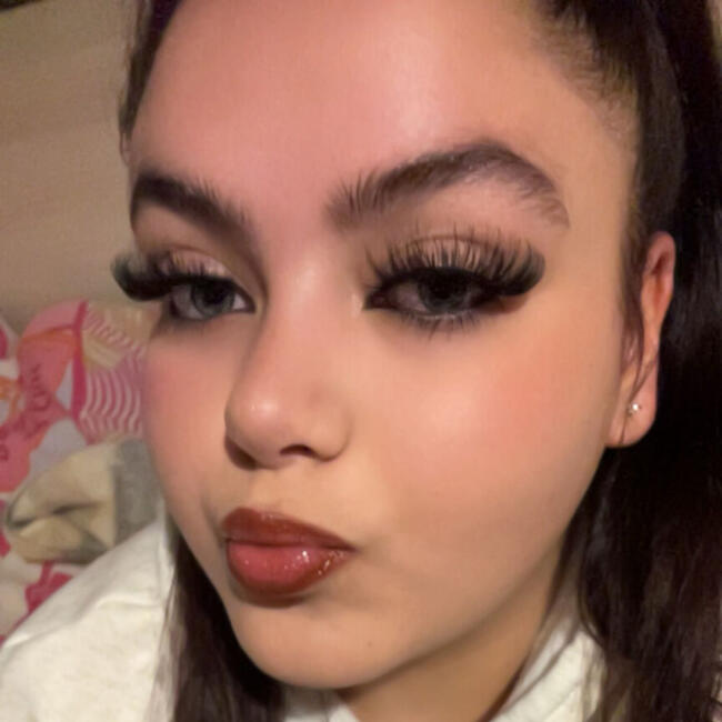 Babysitter in Oswestry: Yovana