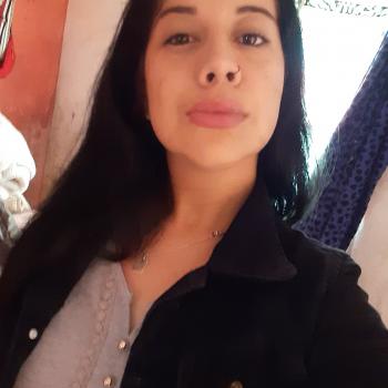 Niñera Artigas: Rafaela