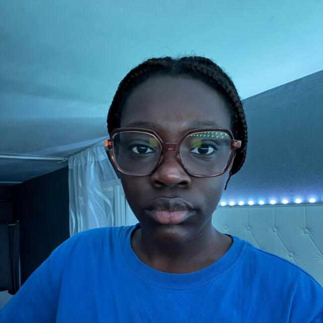 Babysitter in Draveil: Tatiana