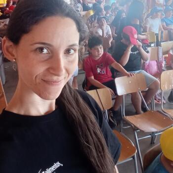 Baby-sitter in Talca: Ayelén Bondarchuk