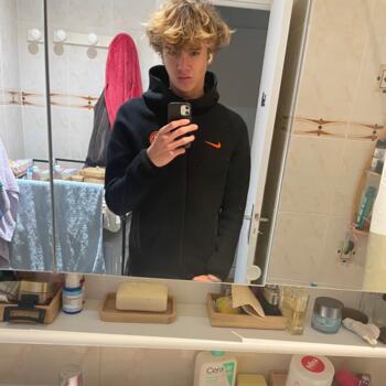 Babysitter in Châtenay-Malabry: Raphael