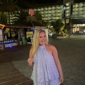 Babysitter in Coventry: Lillia