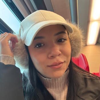 Babysitter in Wien: Cristina