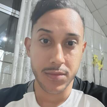 Babysitting job in São Paulo: babysitting job Fausto