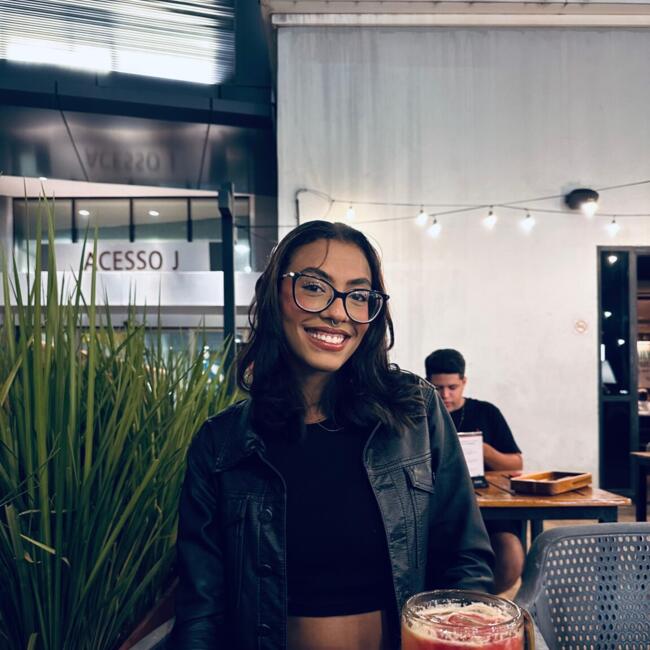 Babá em Belo Horizonte: Letícia