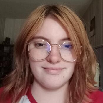 Babysitter in Louveciennes: Alison