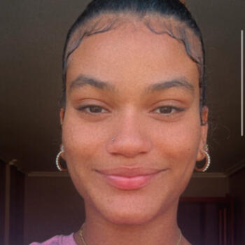 Babysitter in Cuenca: Yarianny