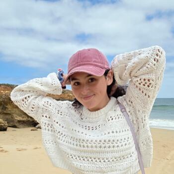Babysitter Sunshine Coast: Yarela