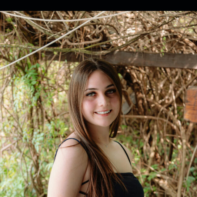 Babysitter in Cascavel: Fernanda Gabriela