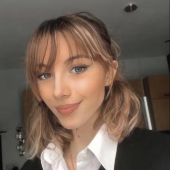 Babysitter in Charleroi: Alexia