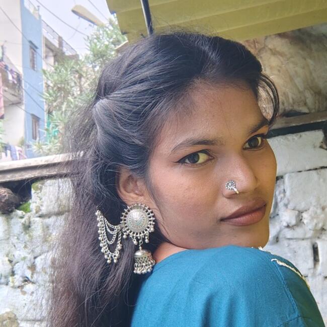 Babysitter in Bhopal: Divya