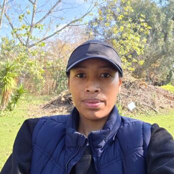 Childminder job in Randburg: babysitting job Buks