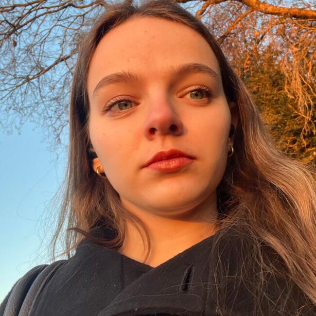 Babysitter in Lyon: Lucie