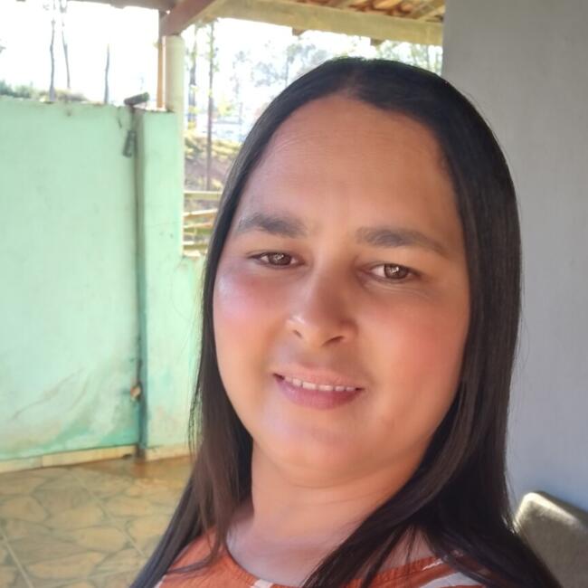 Babysitter in Vitória da Conquista: Adriana