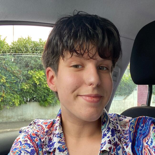 Babysitter in Joué-lès-Tours: Léane