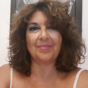 Babysitter in Rome: Leandra