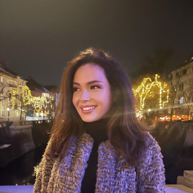 Bebisiterka u Beograd: Lea