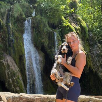 Babysitter in Pierre-de-Bresse: Camille