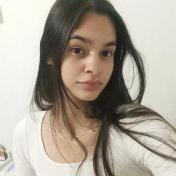Babysitter in Artur Nogueira: Jenifer