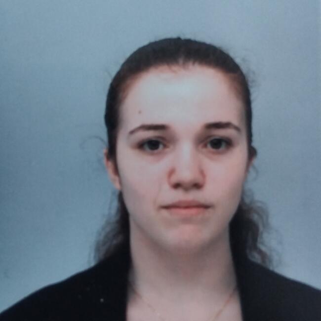 Babysitter in Bourgoin-Jallieu: Clara