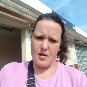 Babysitter in Menton: Justine