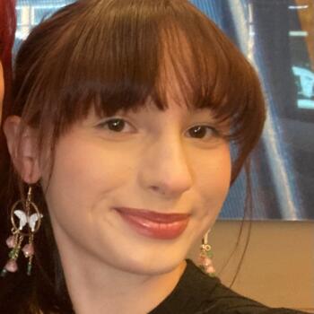 Babysitter in Ukiah: Bella