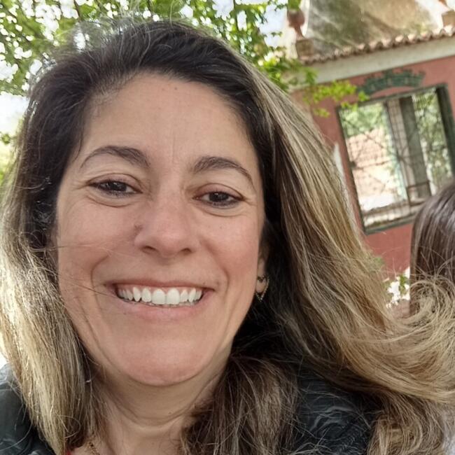 Babysitter in Lisbon: Virginia