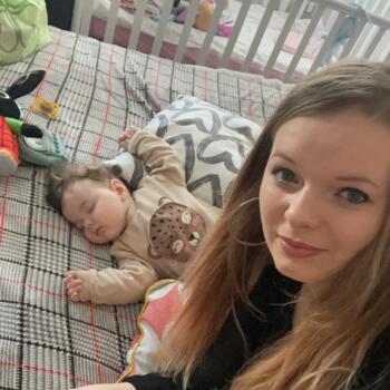 Trabalho de babysitting em Savignano sul Rubicone: Trabalho de babysitting Carmen Bianca