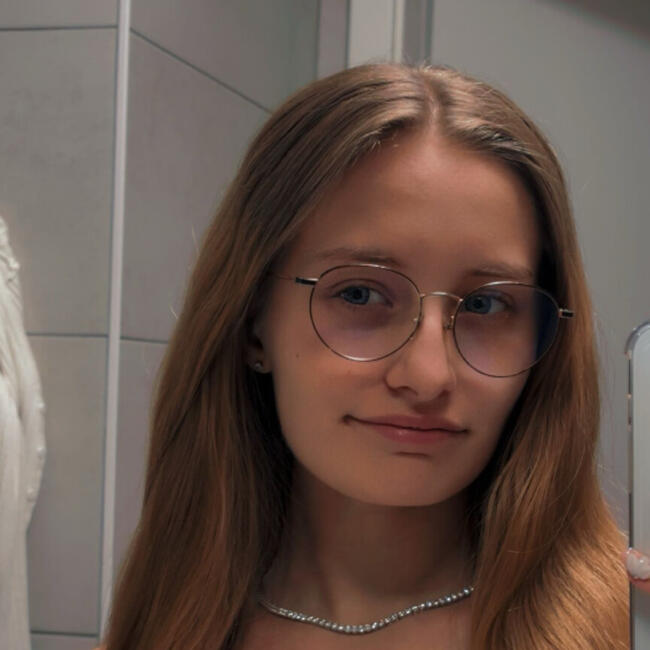 Babysitter in Pétange: Emma