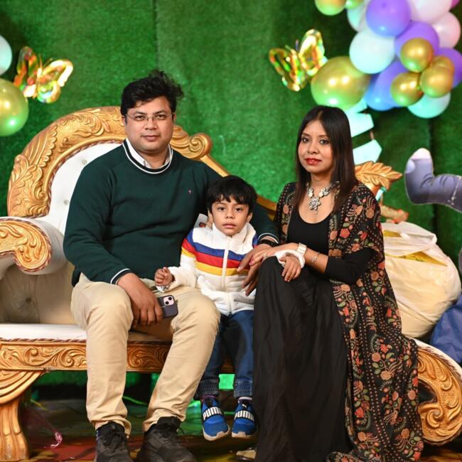 कोलकाता में बेबीसिटिंग की नौकरी: Ranjit