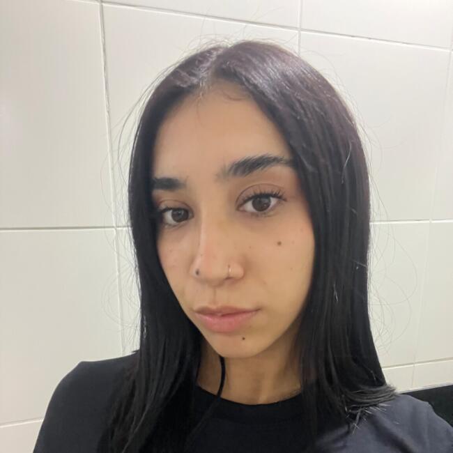 Babysitter in Monte Grande: Agos