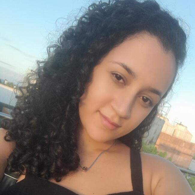 Babysitter in Olinda: Sabrina