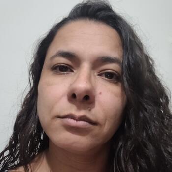 Trabajo para niñera en Betim: trabajo para niñera Edilaine
