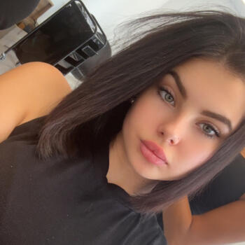 Babysitter in La Tour-de-Peilz: Naomi