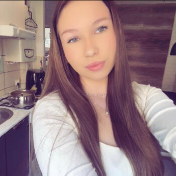 Babysitter Melbourne: Natalia