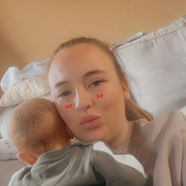 Babysitting job in Ipswich: Sky