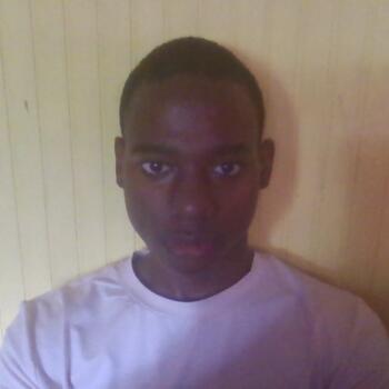 Baby-sitter in Toronto: Eric