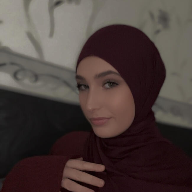 Babysitter in Amilly: Melody