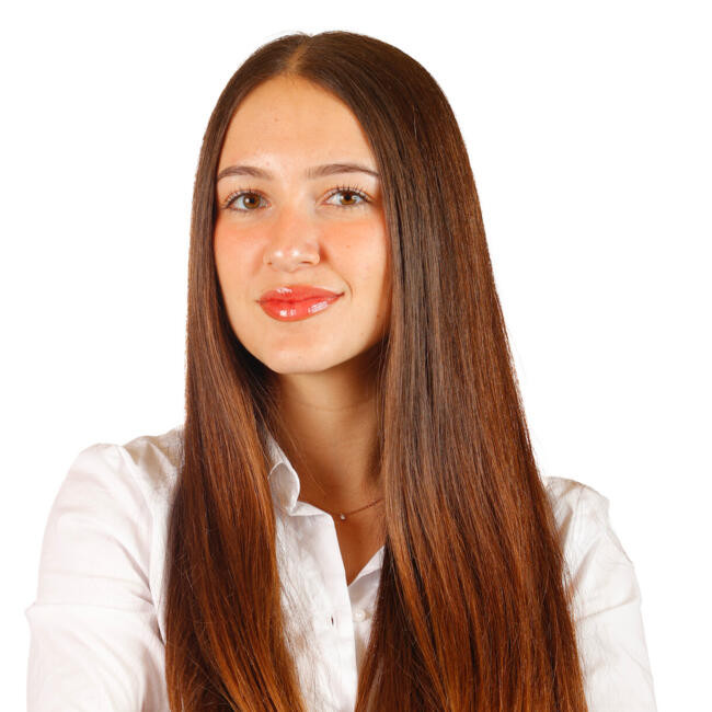 Babysitter in Sant Adrià de Besòs: Xènia
