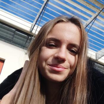 Babysitter in Valbonne: Elisa