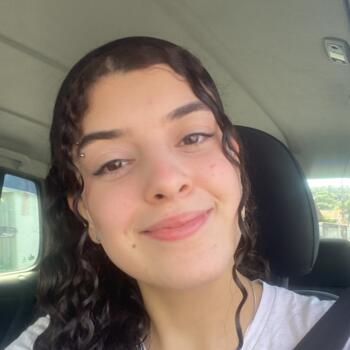 Babysitter São José dos Campos: Mariana