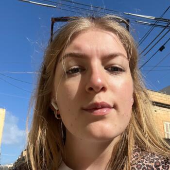 Babysitter St. Julian's: Josephine