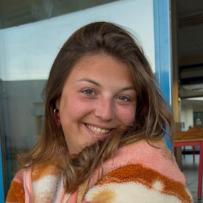 Babysitter in Hagetmau: Mayanna
