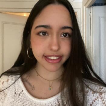 Babysitter in L'Hospitalet de Llobregat: Corina