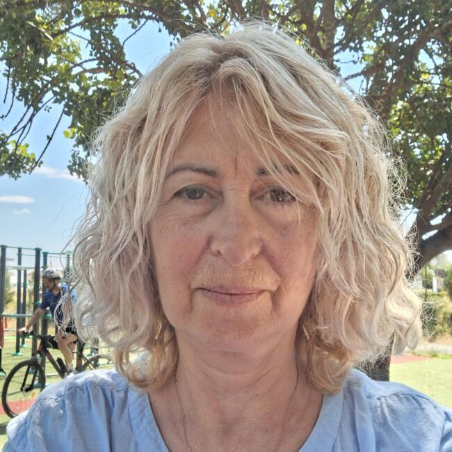 Nanny in Nicosia: Narine